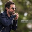 Kenan Dogulu-Ilk Adimi Sen At (mp3.ES ProductioN).mp3