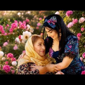 Gunel Nihad - Kimde Var Bele Qaynana 2026 (Yeni Resmi Klip) id=