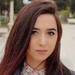 Onsuz Geceler Yana Yana — Nigar Muharrem id=